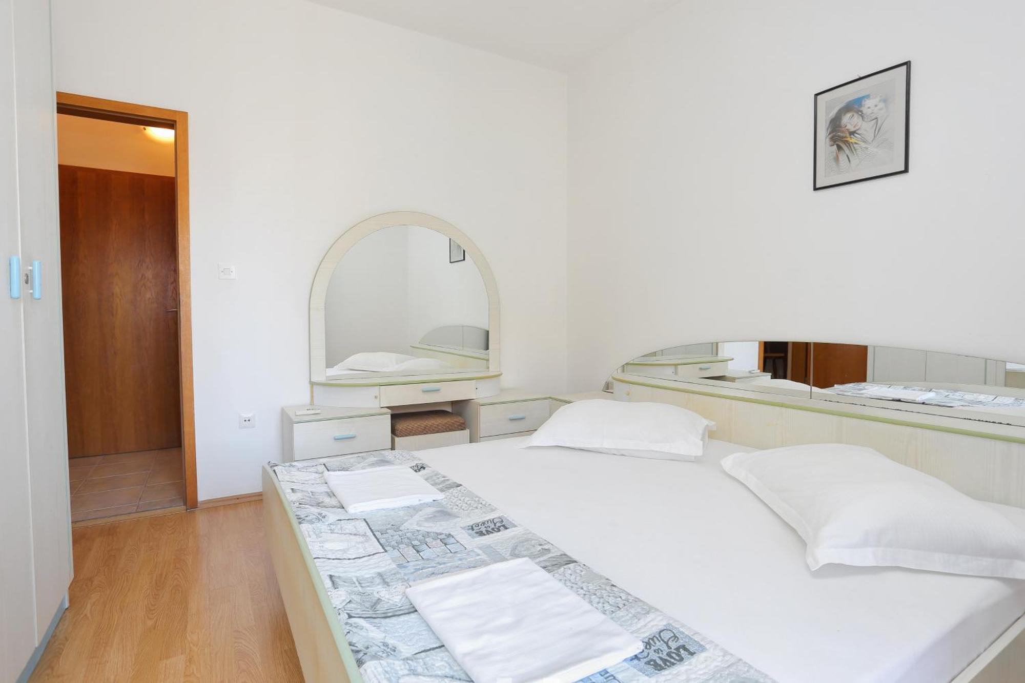 Apartments By The Sea Zivogosce - Blato, Makarska - 1057 Rum bild